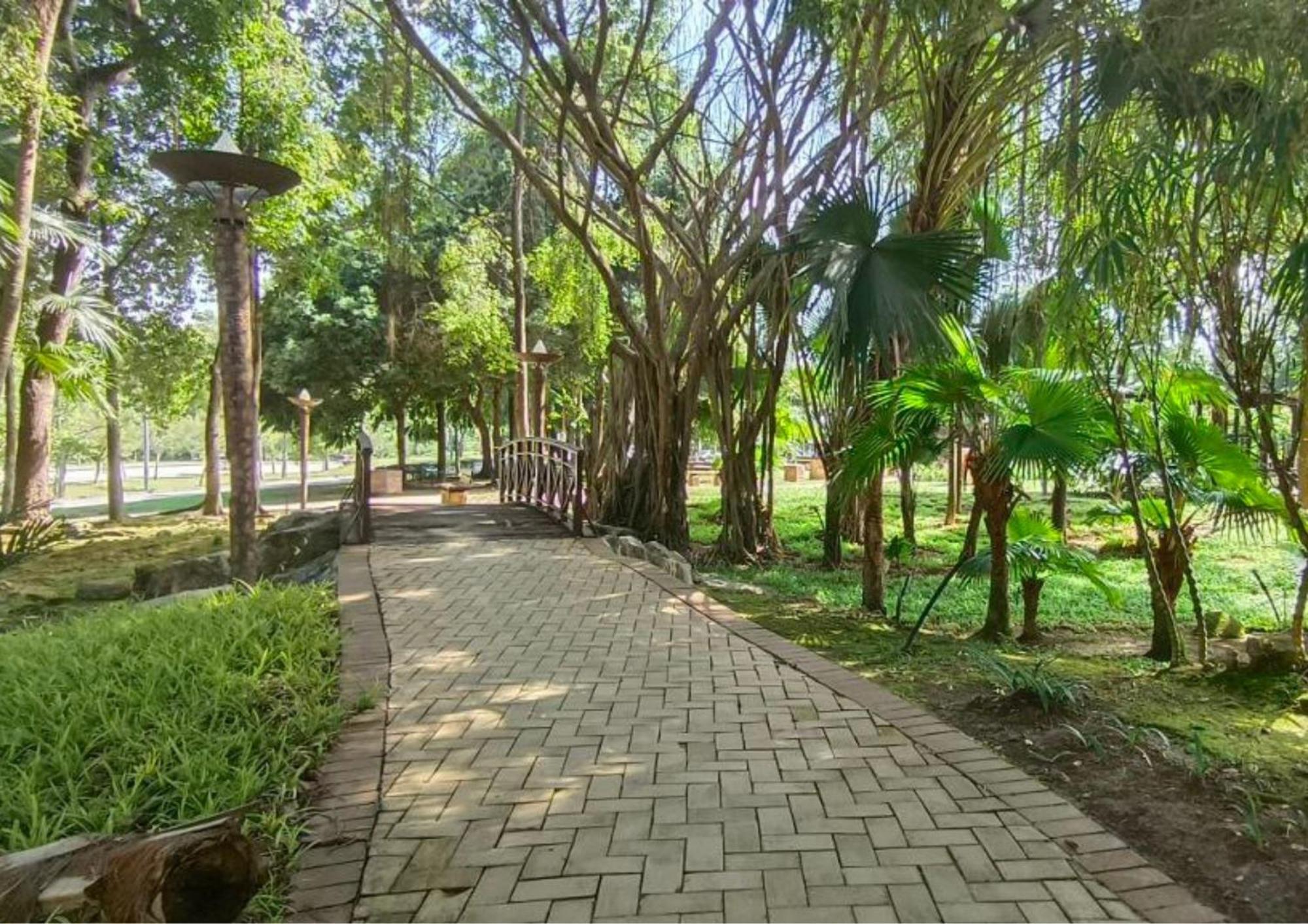 Cozy Park View Stay Above Dpulze Mall #Dp1 Cyber Dzsaja Kültér fotó